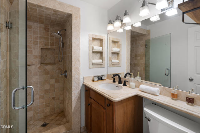 Detail Gallery Image 22 of 34 For 1445 Washburn Rd, Pasadena,  CA 91105 - 3 Beds | 2 Baths