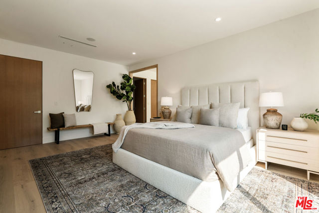 Drew Fenton | 1185 Mcclellan Drive Los Angeles CA | MLS: 7420887