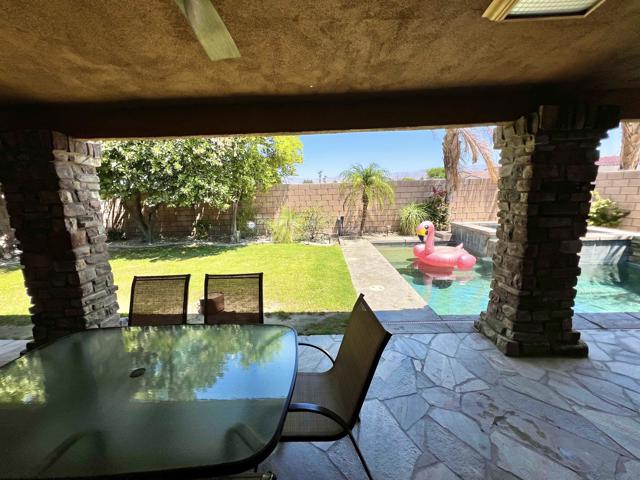 82222 Pinyon Avenue, Indio CA: https://media.crmls.org/mediaz/b42ac633-1d58-4927-a567-062dc997637d.jpg
