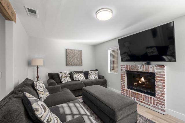 1508 Concord Way, Chula Vista CA: https://media.crmls.org/mediaz/b42b73e2-023c-4d2f-8cf0-1fb637d12a30.jpg