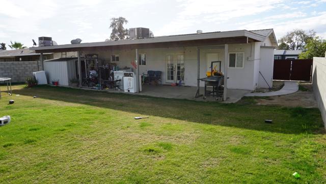 Image 22 of 25 For 82168 Crest Avenue