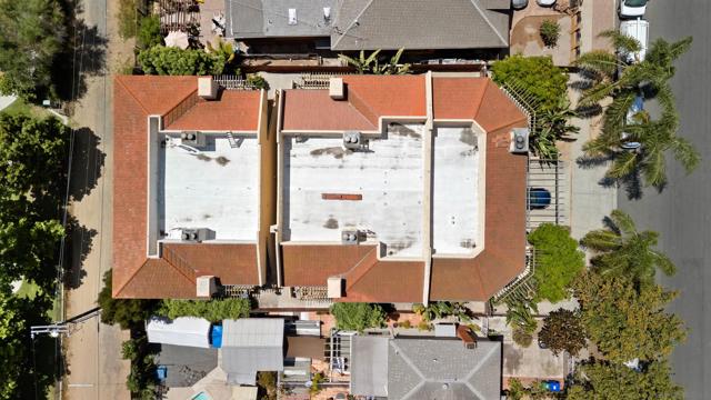 3751 37th St, San Diego CA: https://media.crmls.org/mediaz/b42d50e2-abeb-4a9e-9239-f2c971efd95e.jpg