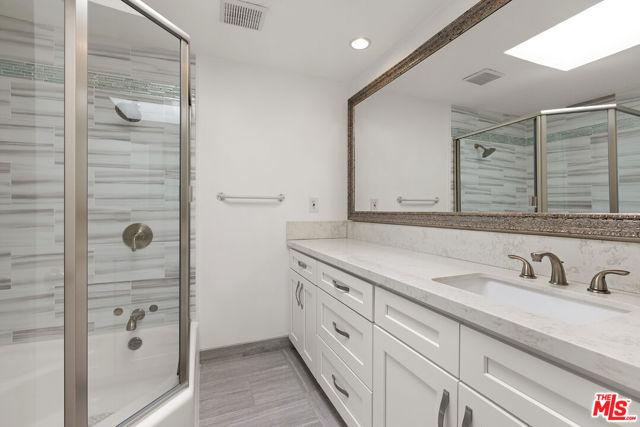 Drew Fenton | 289 S Barrington Avenue Los Angeles CA | MLS: 7268820 Drew Fenton | 289 S Barrington Avenue Los Angeles CA | MLS: 7268820