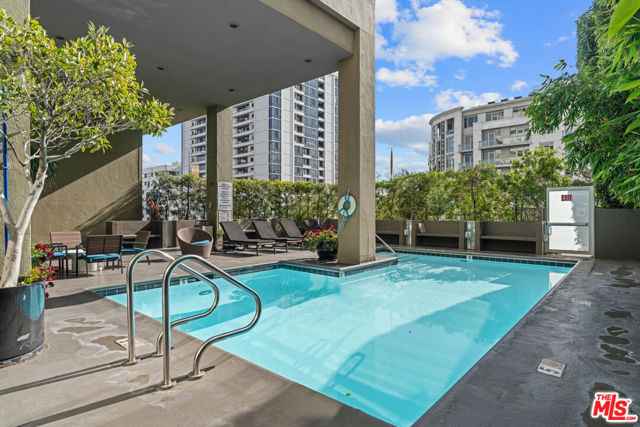 10701 Wilshire Boulevard, Los Angeles CA: https://media.crmls.org/mediaz/b42f16f4-9da5-403f-8050-4a128799cbc8.jpg