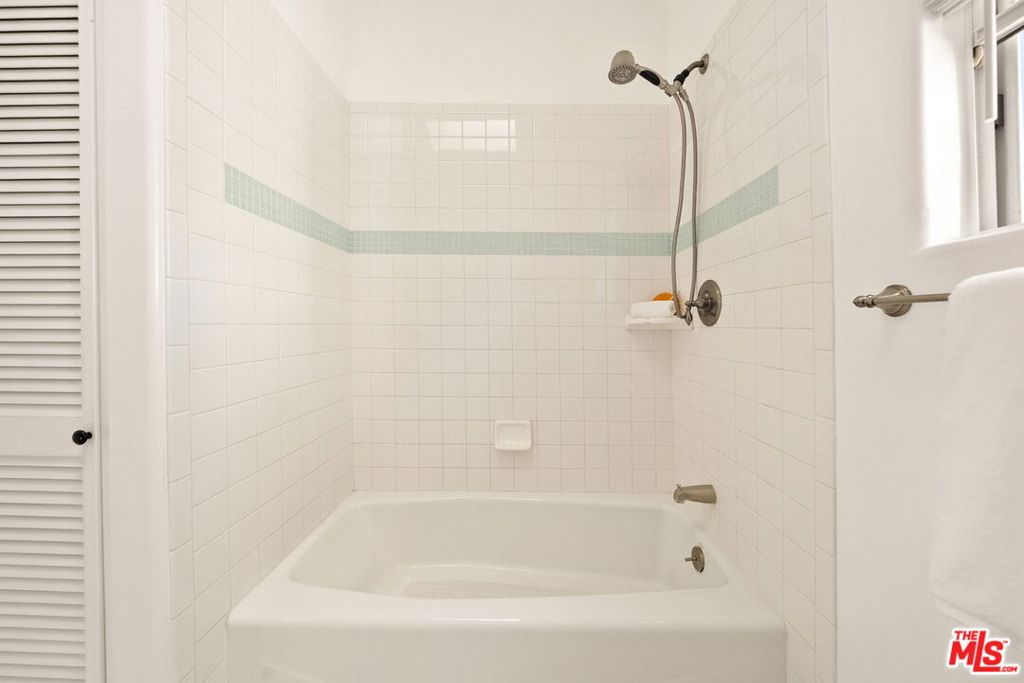 MLS #25611689 image #32