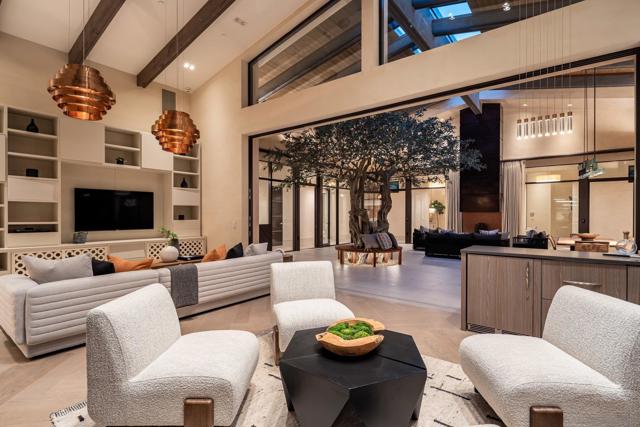 6005 La Jolla Scenic Dr S, La Jolla CA: https://media.crmls.org/mediaz/b42fb053-aa71-46f1-bd70-70c26f673add.jpg