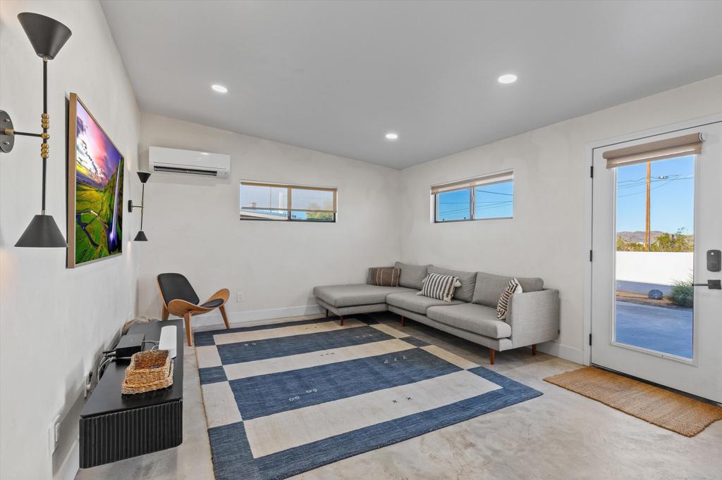 MLS #219136068PS image #13