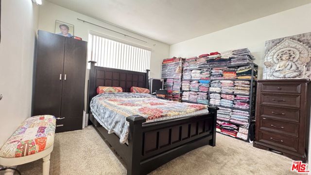 20159 Cohasset Street, Winnetka CA: https://media.crmls.org/mediaz/b430f854-a0c8-482a-90c0-516637bc5519.jpg