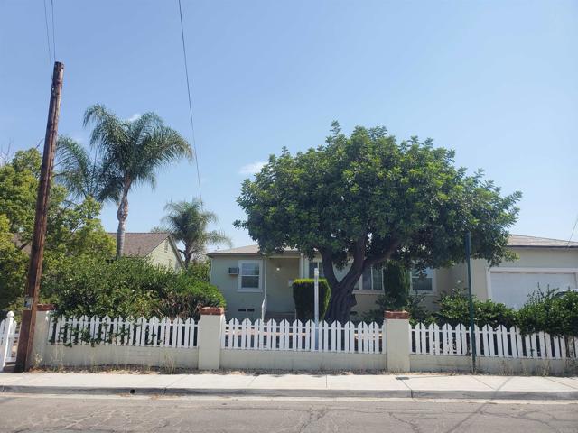 Detail Gallery Image 1 of 1 For 4145 Olive Ave, La Mesa,  CA 91941 - 3 Beds | 2 Baths