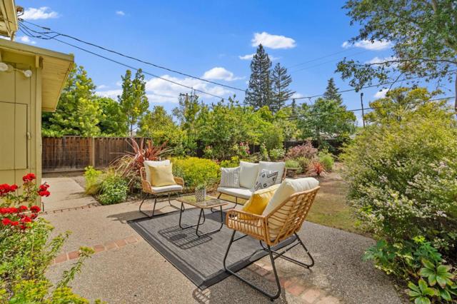 751 Florales Drive, Palo Alto CA: https://media.crmls.org/mediaz/b43229f2-bcd6-41b7-9f02-9db8bb32ec1c.jpg