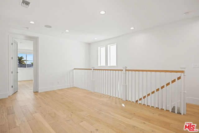 Drew Fenton | 744 Almar Avenue Pacific Palisades CA | MLS: 7446010 Drew Fenton | 744 Almar Avenue Pacific Palisades CA | MLS: 7446010