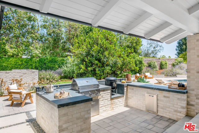24884 Jim Bridger Road, Hidden Hills CA: https://media.crmls.org/mediaz/b432af75-f58a-43be-b506-dc608a25244f.jpg