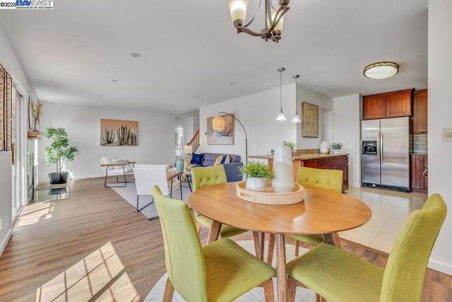 21917 Nugget Canyon Dr, Castro Valley CA: https://media.crmls.org/mediaz/b4330ed4-b17c-4fa5-ba29-219da804431c.jpg