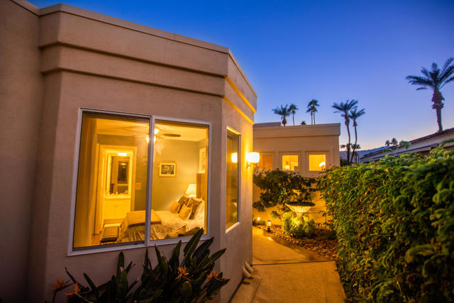 75273 Spyglass Drive, Indian Wells CA: https://media.crmls.org/mediaz/b4346be0-8493-4df8-ac46-212425dc4f8e.jpg