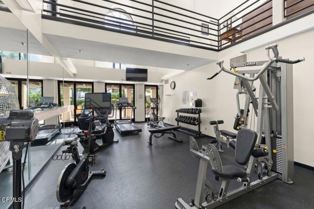 Detail Gallery Image 27 of 28 For 238 Camino Toluca, Camarillo,  CA 93010 - 2 Beds | 2/1 Baths