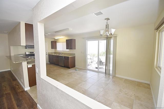 10957 VALLE VISTA ROAD, Lakeside CA: https://media.crmls.org/mediaz/b4374bb2-191a-478b-a96c-a1e08c7c6b7e.jpg