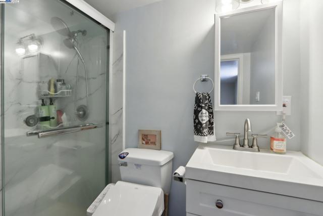 1101 Palm Avenue, Martinez CA: https://media.crmls.org/mediaz/b439730c-1224-4f31-8509-ac1037e9885e.jpg