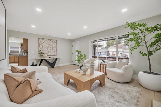 304 Evergreen Drive, South San Francisco CA: https://media.crmls.org/mediaz/b4398e57-6aaa-4f74-9626-b49a91ac5e64.jpg