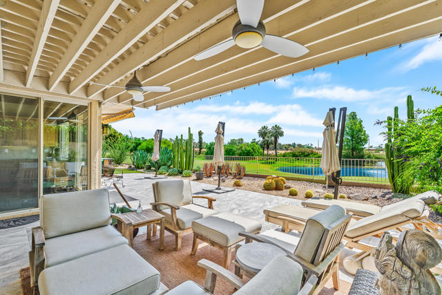 187 Kavenish Drive, Rancho Mirage CA: https://media.crmls.org/mediaz/b439c9fc-bb5d-4065-9f4f-583718c181a5.jpg