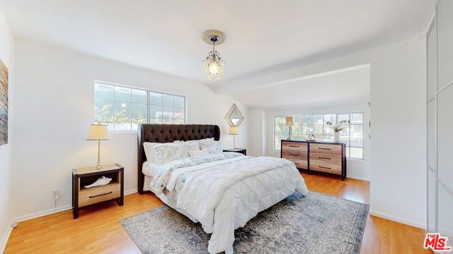 8212 Belford Avenue, Los Angeles CA: https://media.crmls.org/mediaz/b43a5ac5-8fe4-43ff-a283-39c5c0a98027.jpg