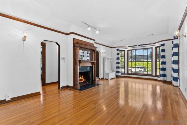 3031 Ibsen St, San Diego CA: https://media.crmls.org/mediaz/b43a7895-0f82-4851-af81-ff5441b7a533.jpg