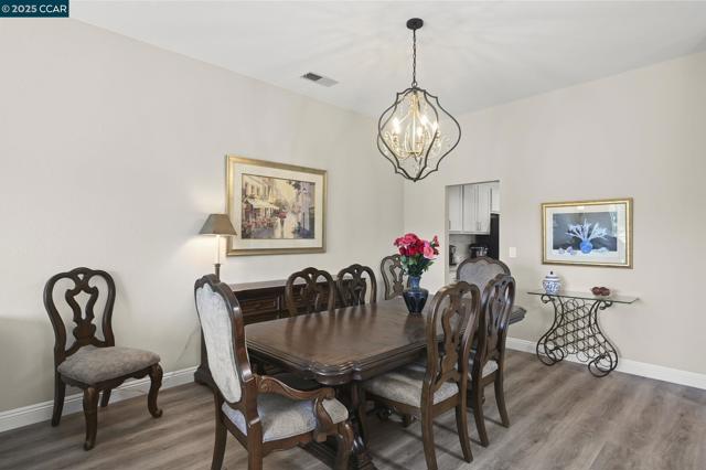 3019 Tahoe Pl, San Ramon CA: https://media.crmls.org/mediaz/b43b3d7e-9240-472e-8f93-4268e80e8614.jpg