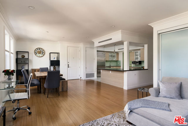 8121 Norton Avenue, West Hollywood CA: https://media.crmls.org/mediaz/b43bbde0-5724-4b4a-a8bd-c772c6779fe3.jpg