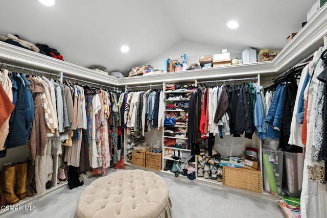 3225 Bear Creek Drive, Newbury Park CA: https://media.crmls.org/mediaz/b43c75e3-fb5f-46f8-8093-a34349b436cf.jpg
