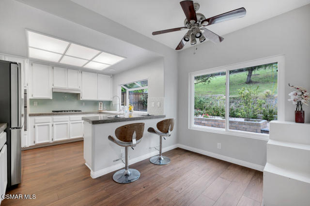 5092 Benedict Court, Oak Park CA: https://media.crmls.org/mediaz/b43d35fa-c892-4419-8454-b278a472bc11.jpg