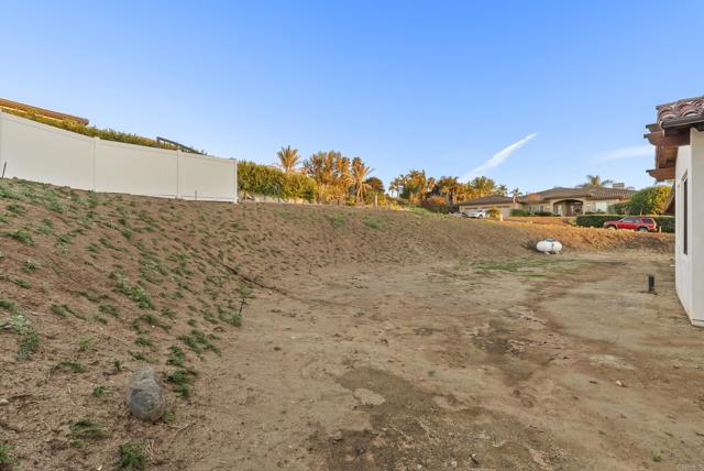 Detail Gallery Image 64 of 75 For 2525 Date Palm Ct, Vista,  CA 92084 - 3 Beds | 3/1 Baths