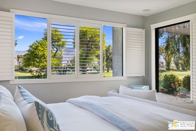 747 Inverness Drive, Rancho Mirage CA: https://media.crmls.org/mediaz/b4402846-7967-4a66-9e6f-dae1515b3c90.jpg