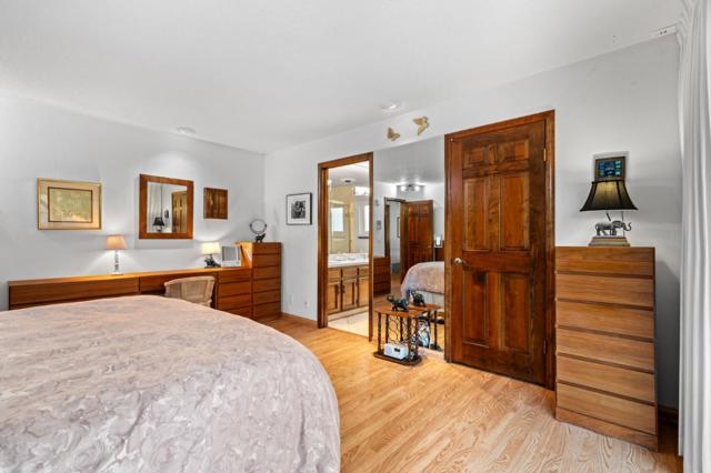 17370 Lakeview Drive, Morgan Hill CA: https://media.crmls.org/mediaz/b44298c0-f7e6-4017-9173-c6fec584da1d.jpg