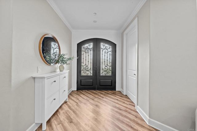 40359 Heirloom Court, Murrieta CA: https://media.crmls.org/mediaz/b442dd9d-fe6b-40e6-baa0-26120cb7d4c8.jpg