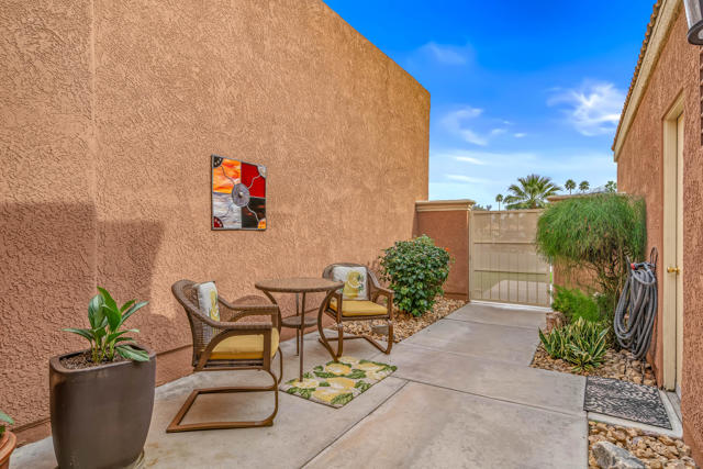 Image 4 of 36 For 76579 Sheba Way