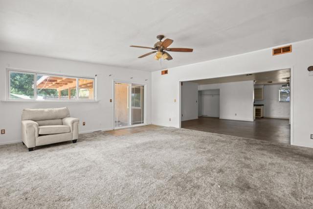 9103 Paradise Park Drive, Lakeside CA: https://media.crmls.org/mediaz/b4448ff4-2fd4-4a52-9768-9733a0751c04.jpg