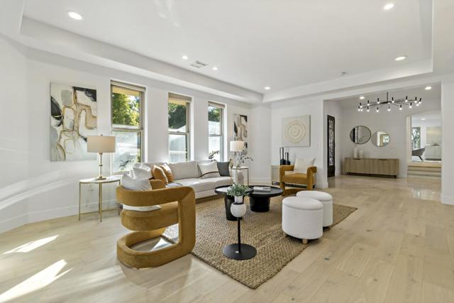 303 Lakeview Way, Redwood City CA: https://media.crmls.org/mediaz/b4458d80-653b-424c-9ca1-507857b60e98.jpg