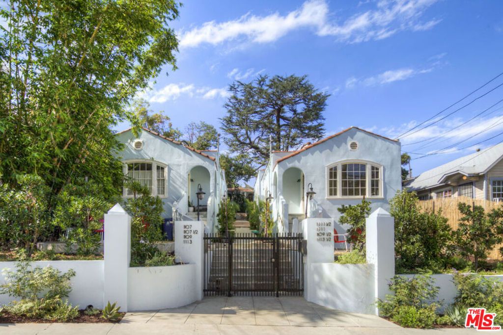1/2 Laveta Terrace