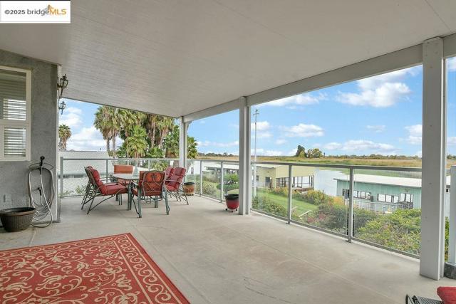 3824 Stone Rd, Bethel Island CA: https://media.crmls.org/mediaz/b44864ef-6eb0-48cc-b221-7b5b7f4c11e2.jpg