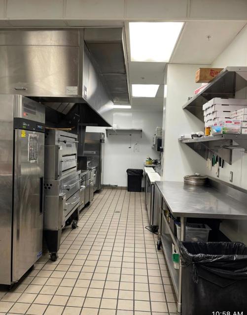 787 787 The Alameda, San Jose CA: https://media.crmls.org/mediaz/b4487550-d895-4147-9b77-1d28fb20a031.jpg