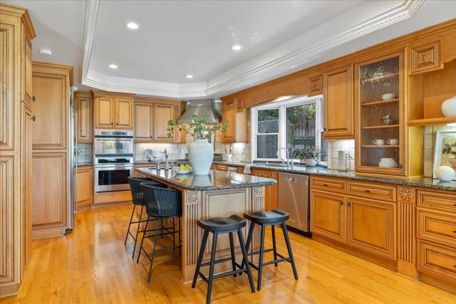 105 Vista Del Prado, Los Gatos CA: https://media.crmls.org/mediaz/b4496402-6bba-4ae3-8cb6-1fe06c1f9bc1.jpg