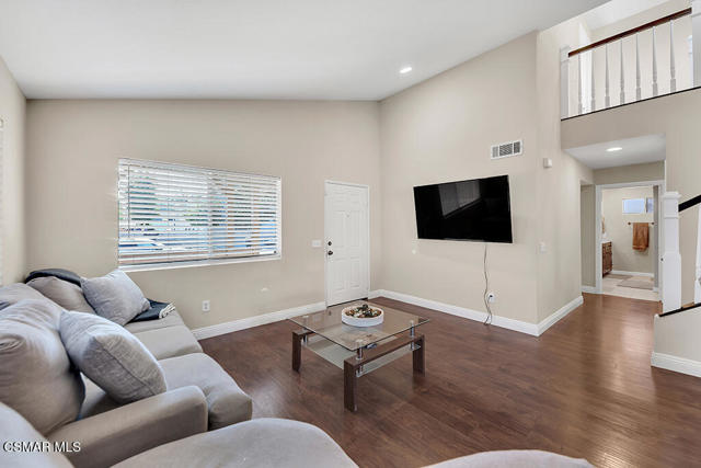 444 Temescal Street, Piru CA: https://media.crmls.org/mediaz/b449b93b-798b-45cb-b818-d5170f20b936.jpg