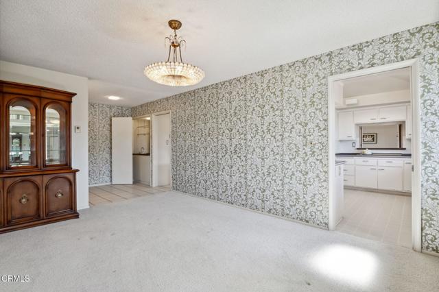 262 Crestwood Avenue, Ventura CA: https://media.crmls.org/mediaz/b44ab2ce-c748-410a-8a95-9ee1a9d67817.jpg