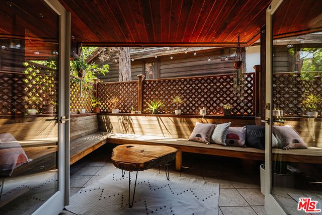 2 Bed Home for Sale in Venice, California
