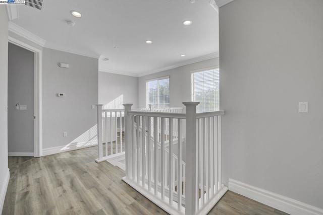 269 Alta St, Brentwood CA: https://media.crmls.org/mediaz/b44ae407-6729-4b5b-9794-8fbd3878a263.jpg