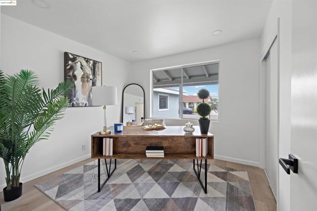 236 Larkspur, Fairfield CA: https://media.crmls.org/mediaz/b44b1e37-5364-4c92-91f2-61fa6ea7dabf.jpg