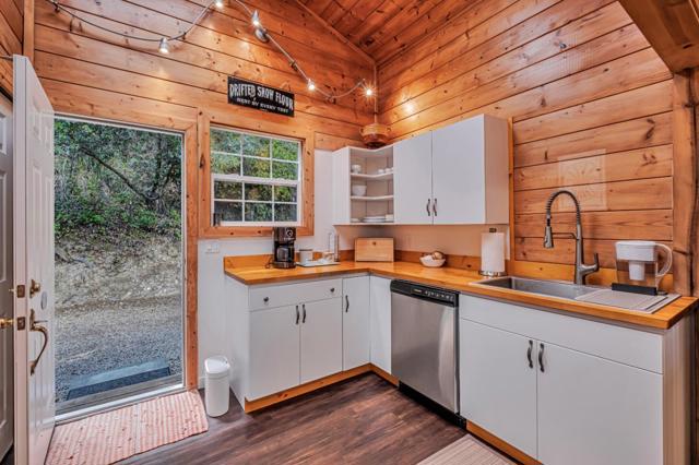 845 Blair Ranch Road, Scotts Valley CA: https://media.crmls.org/mediaz/b44b3858-f367-4d99-9e3f-5c0f1f61bf34.jpg
