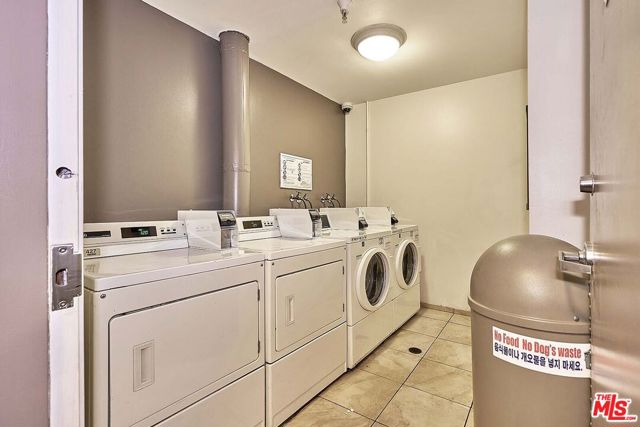 620 Gramercy Place, Los Angeles, California 90005, ,1 BathroomBathrooms,Condominium,For Sale,Gramercy,24426683