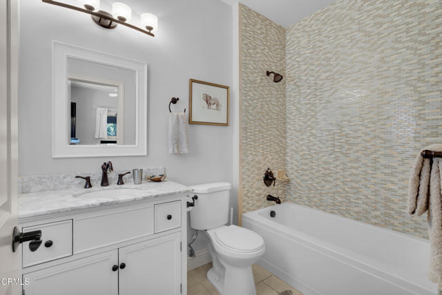 171 N Sunset Place, Monrovia CA: https://media.crmls.org/mediaz/b44d562c-a003-4d89-8028-12d809c0a0b9.jpg