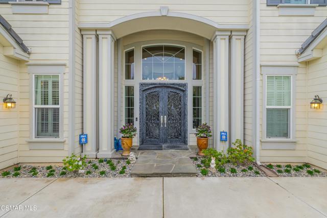 12430 Nelson Road, Moorpark CA: https://media.crmls.org/mediaz/b44da74f-ef26-4b41-9b38-16481f663473.jpg