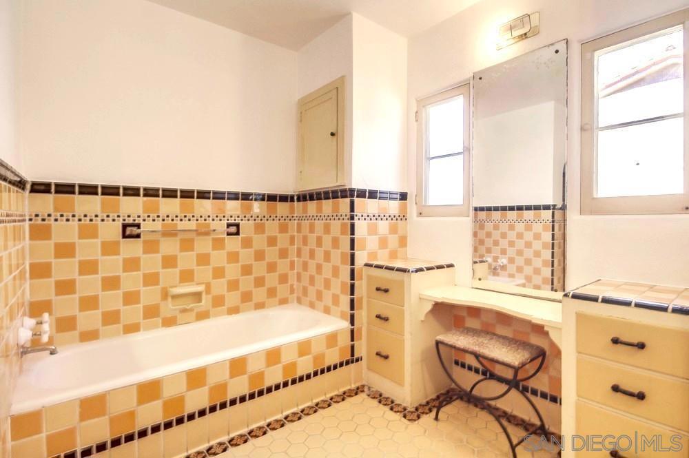 MLS #250044152SD image #23